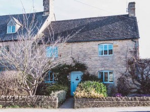 2 Bedroom Luxurious Ivy Cottage in Long Compton, Oxfordshire, England